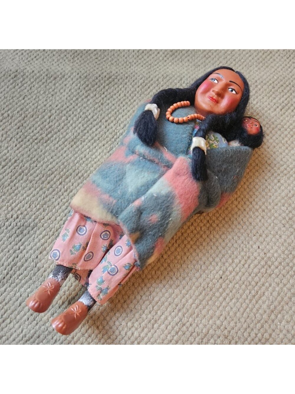 Skookum Bully Good Native American Indian Doll with Papoose Vintage USA 10.5"